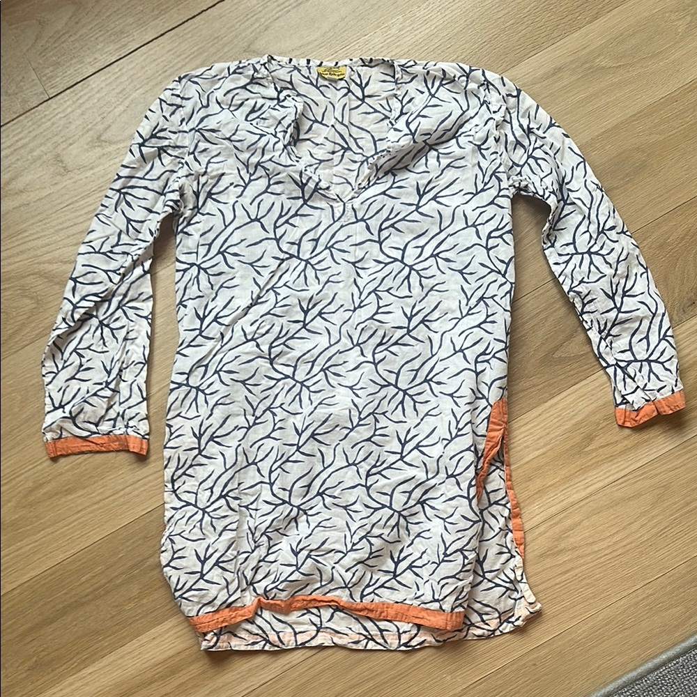 Roller Rabbit Leaf Patterned Tunic With Orange Ac… - image 1